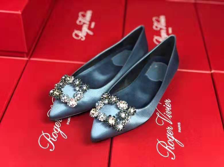 Roger Vivier Flower Strass Buckle Satin Flats Roger Vivier Flower Strass Buckle Satin Flats