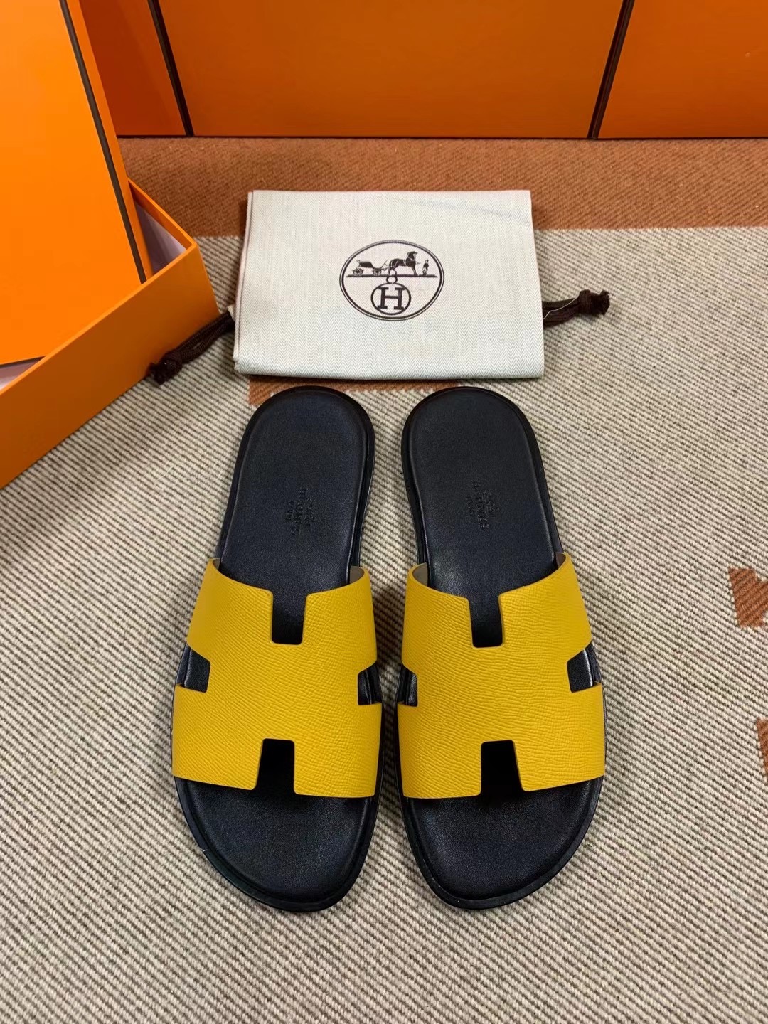 Hermes Izmir Sandal