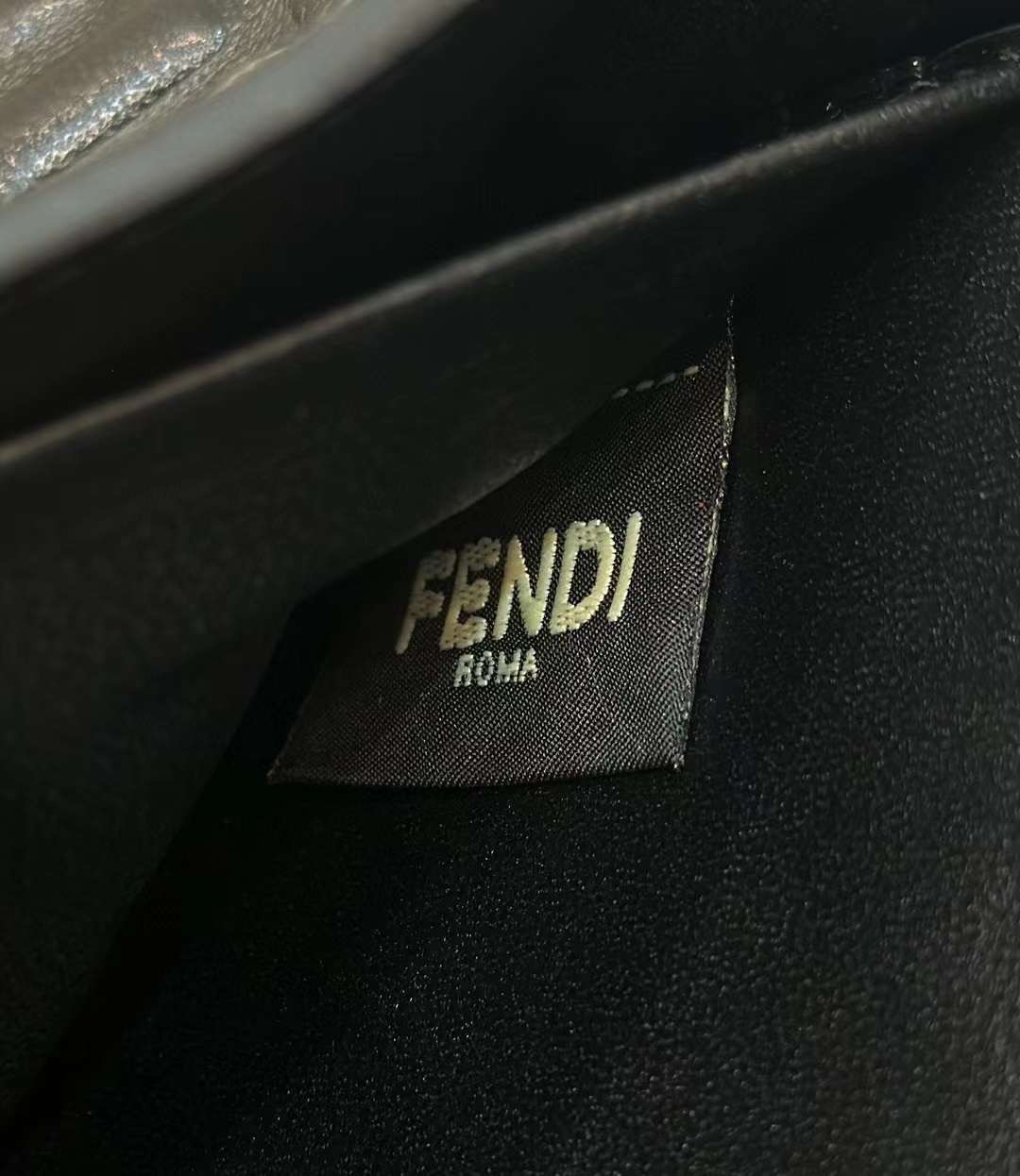 Fendi Wallet On Chain Baguette Fendi Wallet On Chain Baguette
