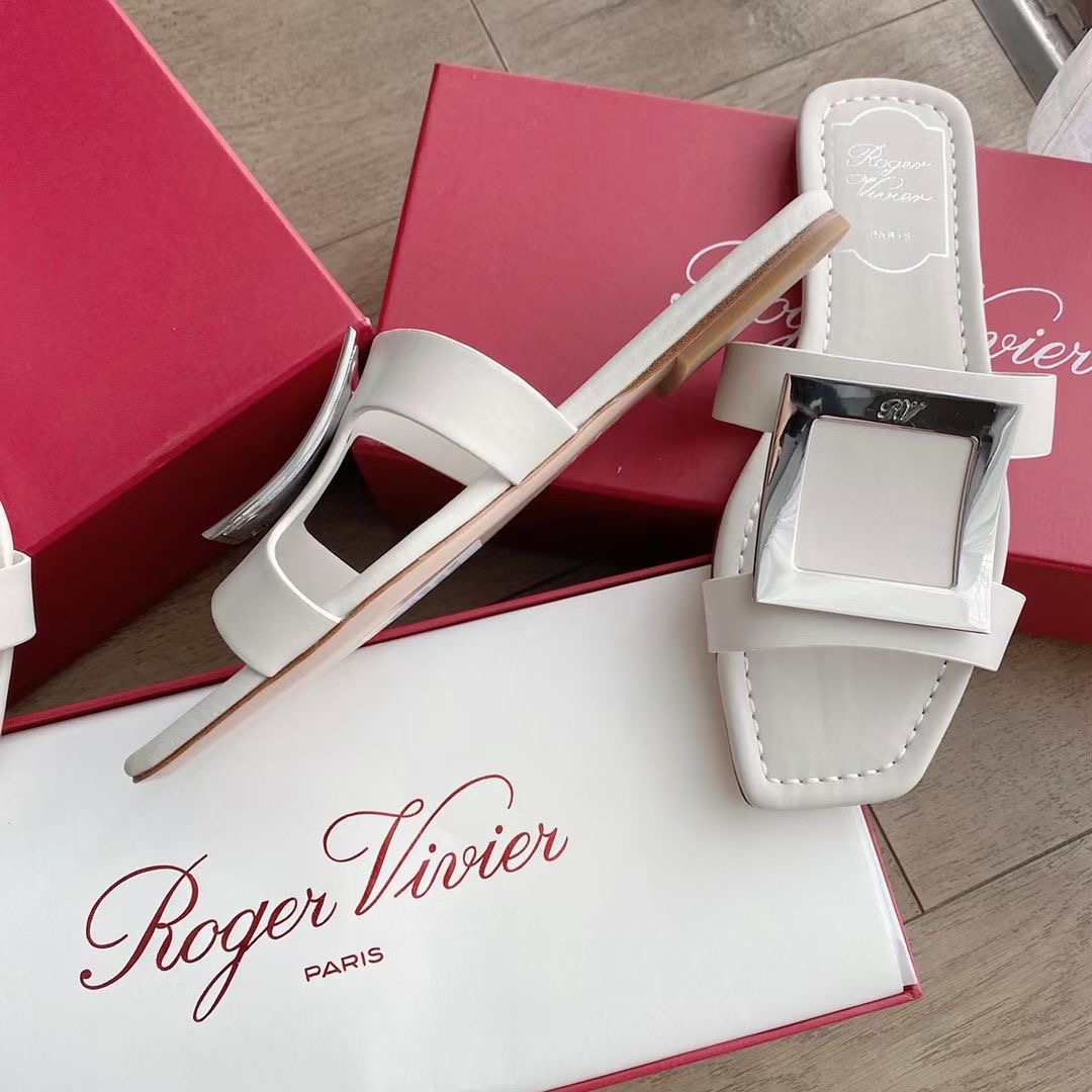 RV Bikiviv' Metal Buckle Flats RV Bikiviv' Metal Buckle Flats