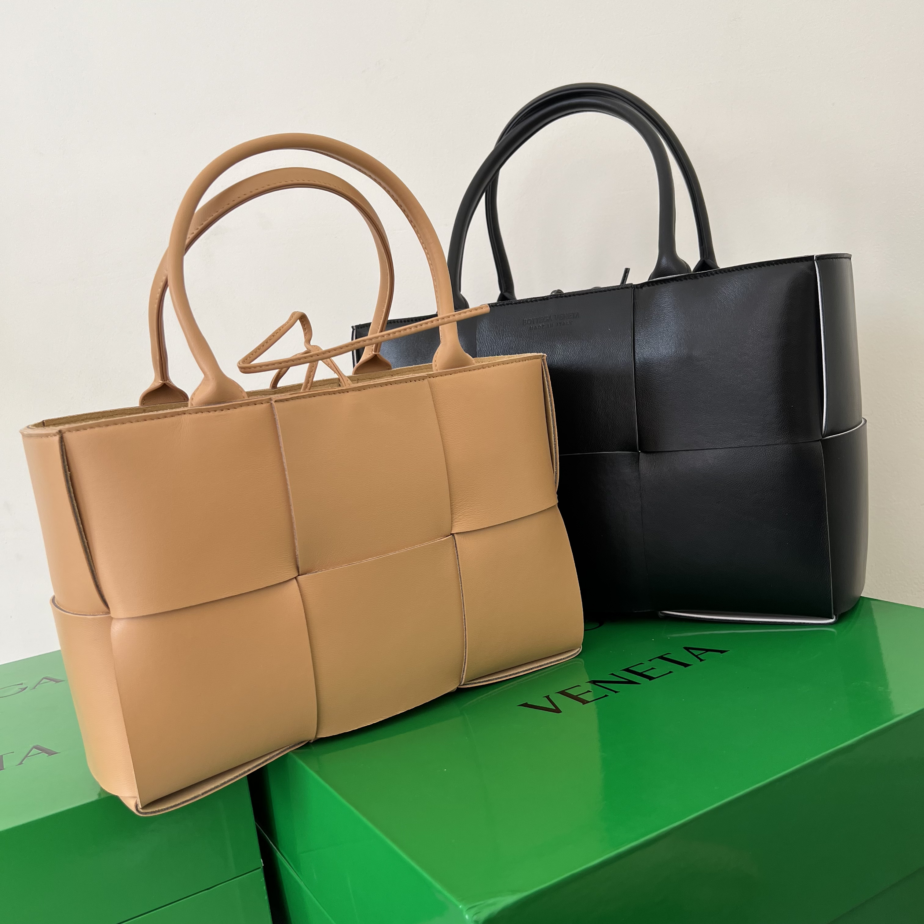 BV-Acro-Totebags
