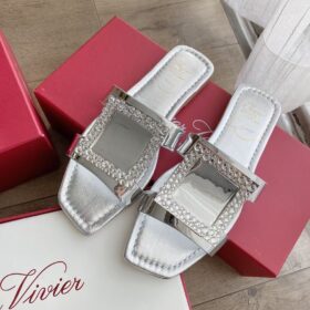 RV Bikiviv' Strass Flats