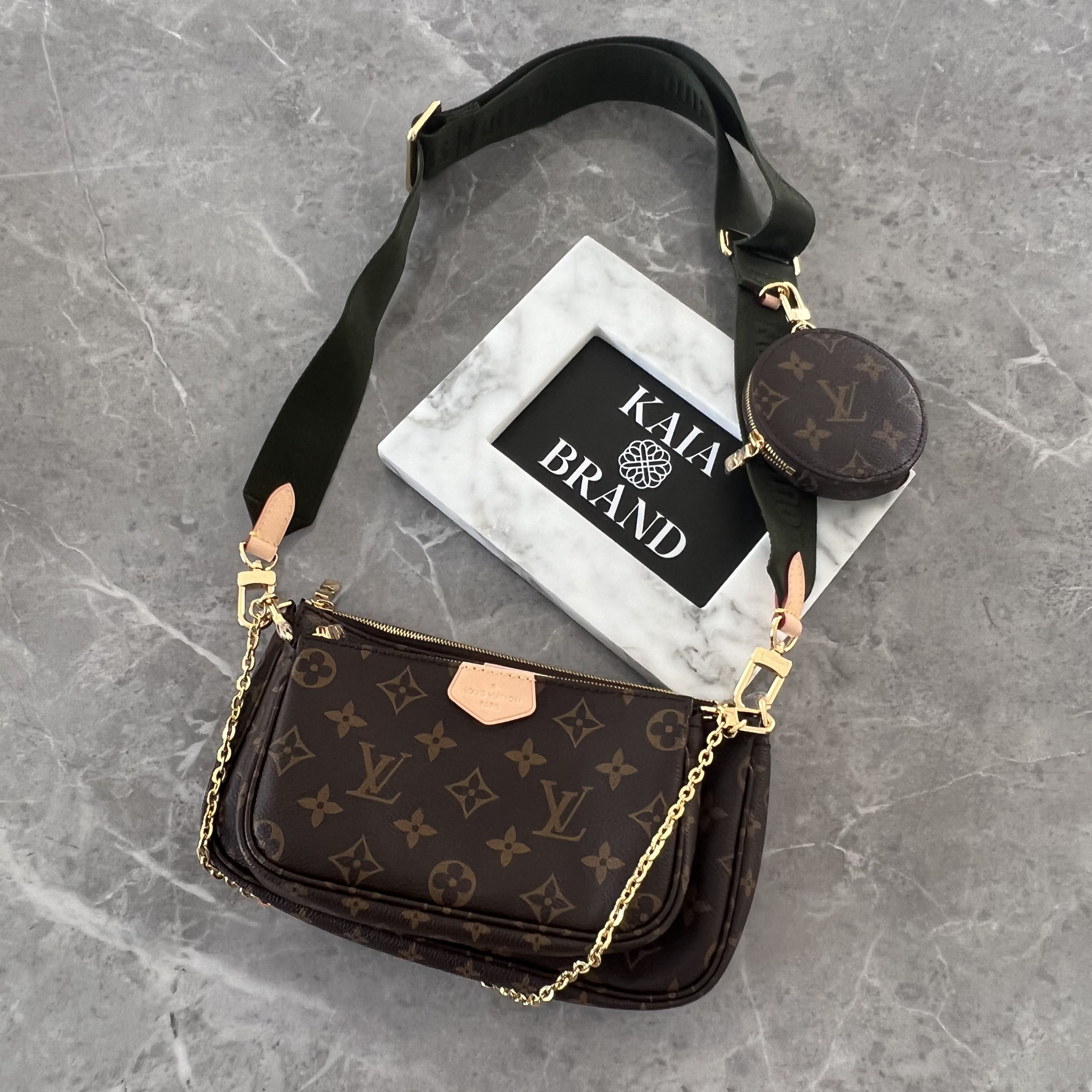LV-Multi-Pochette