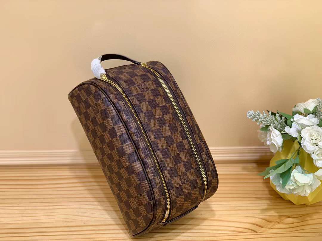 LV King Size Toiletry Bag