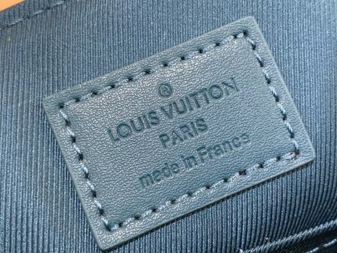 LV-New-Messenger-kaiabags