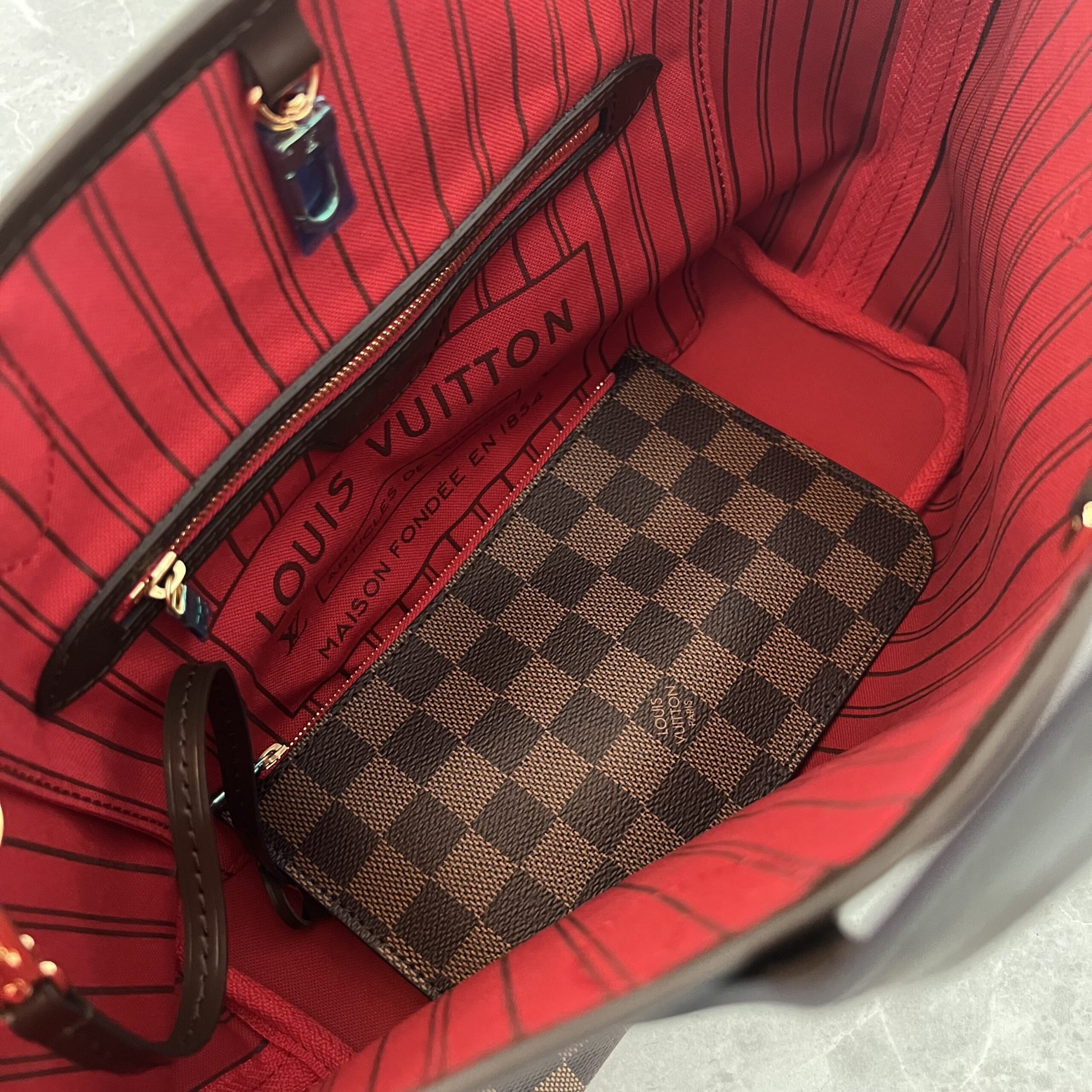 Louis Vuitton Neverfull PM Louis Vuitton Neverfull PM