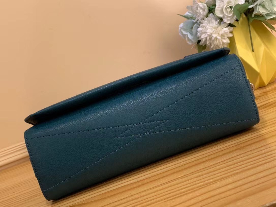 LV-New-Messenger-kaiabags