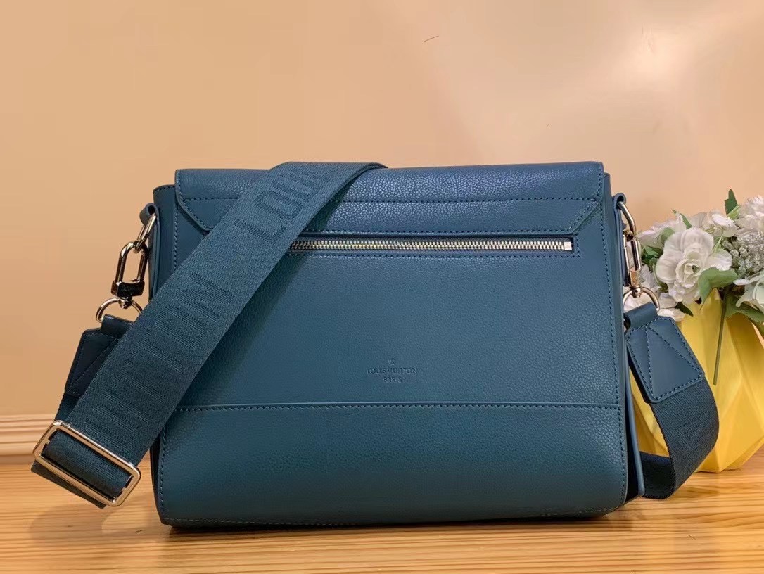 LV-New-Messenger-kaiabags