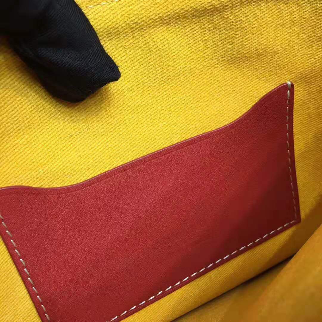 Goyard Senat Pouch MM Red Goyard Senat Pouch MM Red