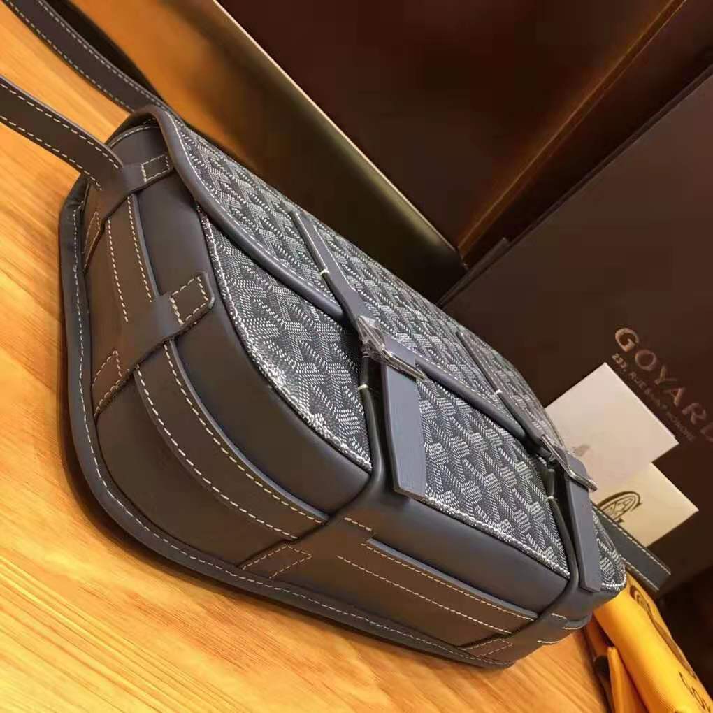 Goyard Belvedere Messenger MM Grey Goyard Belvedere Messenger MM Grey