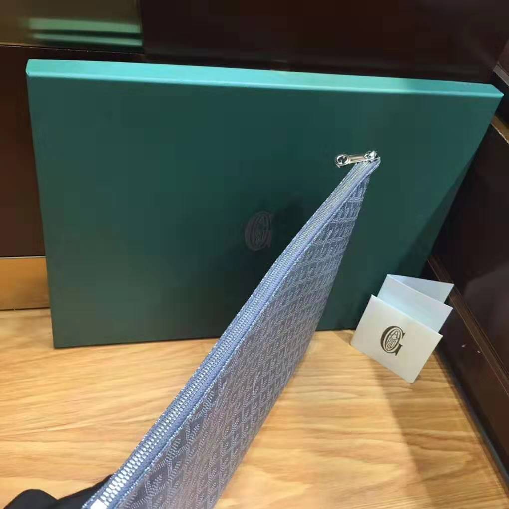 Goyard Senat Pouch GM Grey Goyard Senat Pouch GM Grey