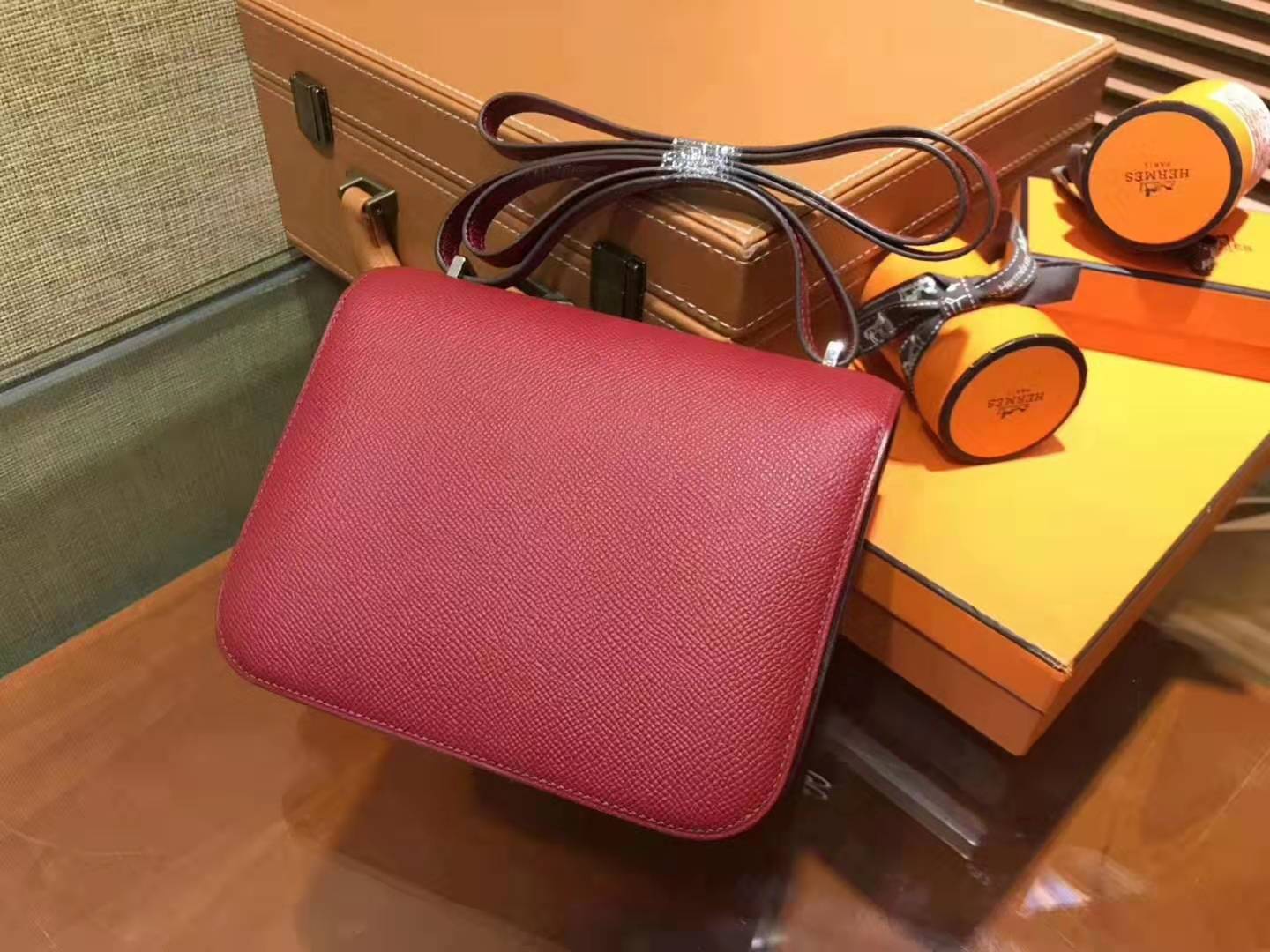 Hermès Constance 18 Epsom Rouge Grenat With Enamel Hardware - Image 3