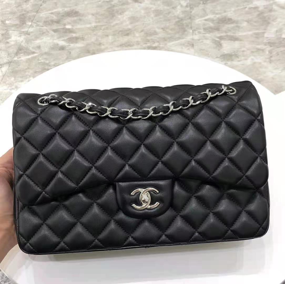 Chanel Classic Double Flap Jumbo Lambskin Black