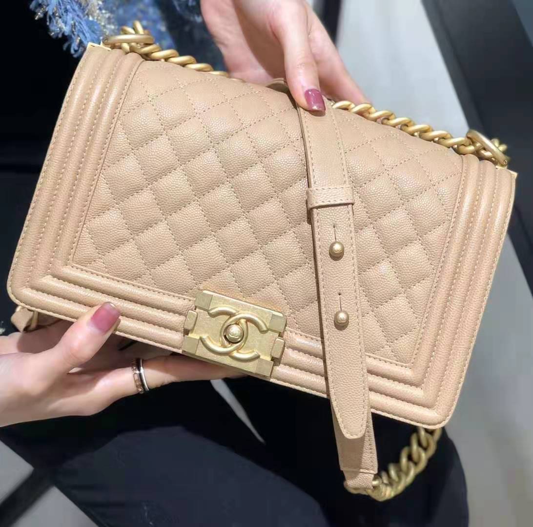 Chanel Boy Beige Caviar Medium GHW