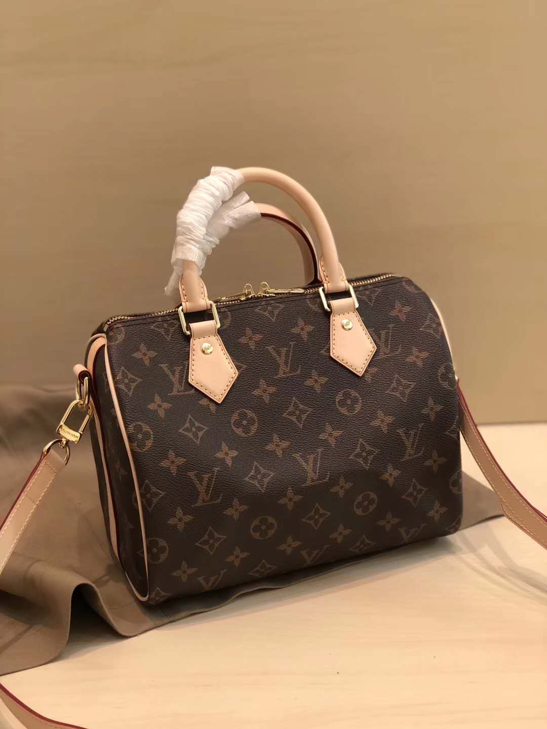 LV Speedy Bandouliere 25 LV Speedy Bandouliere 25