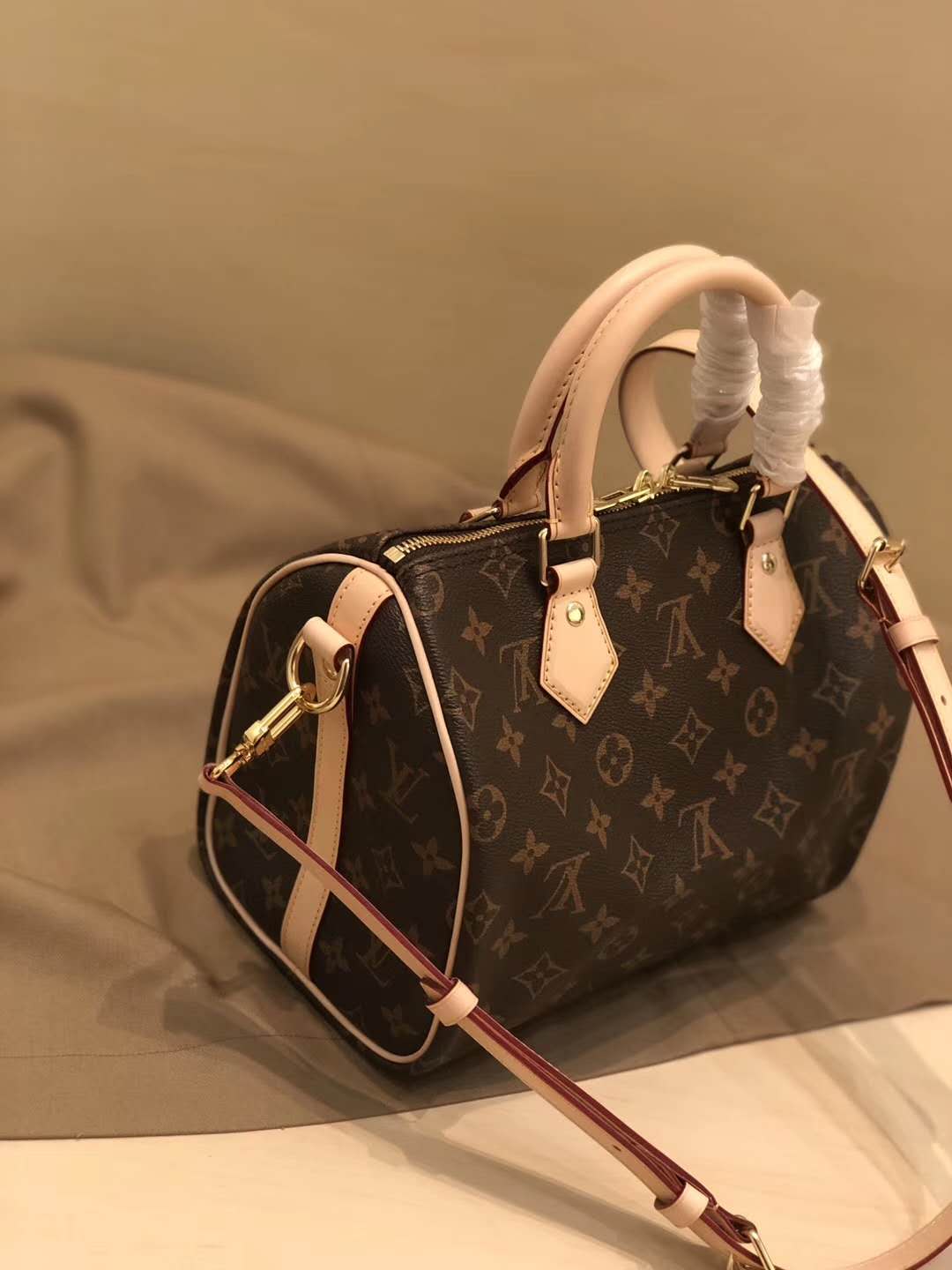 LV Speedy Bandouliere 25 LV Speedy Bandouliere 25