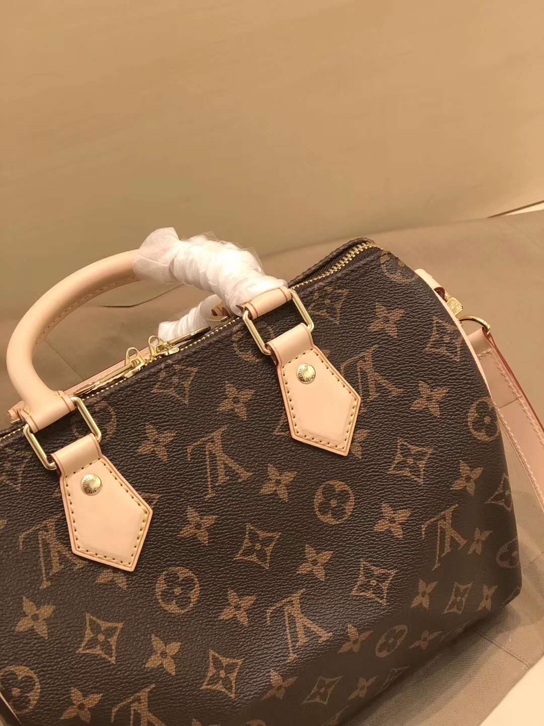 LV Speedy Bandouliere 25 LV Speedy Bandouliere 25