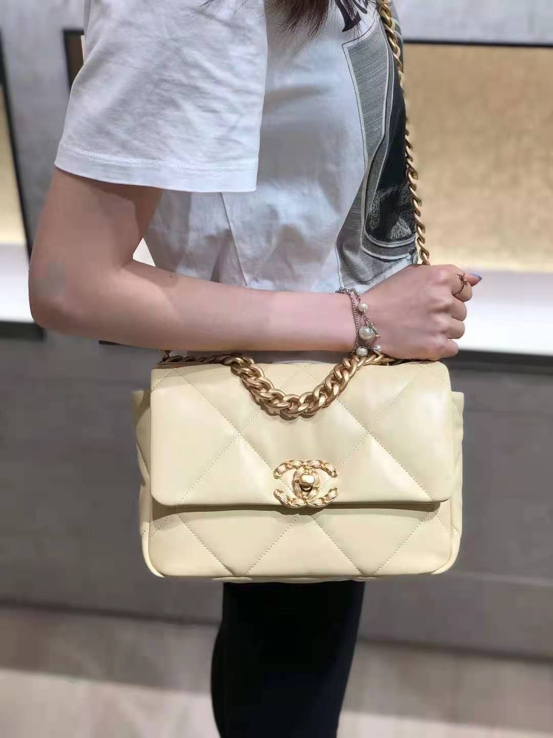 Chanel 19 Flap Bag Light Yellow