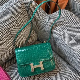 Hermès Constance 18 Shiny Alligator Vert Emeraude PHW