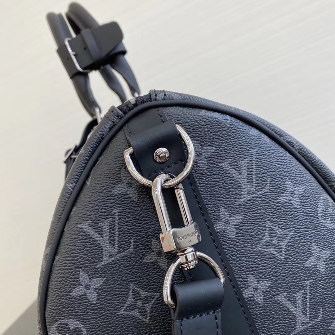 LV Keepall Bandoulière 45 Monogram Eclipse Canvas LV Keepall Bandoulière 45 Monogram Eclipse Canvas