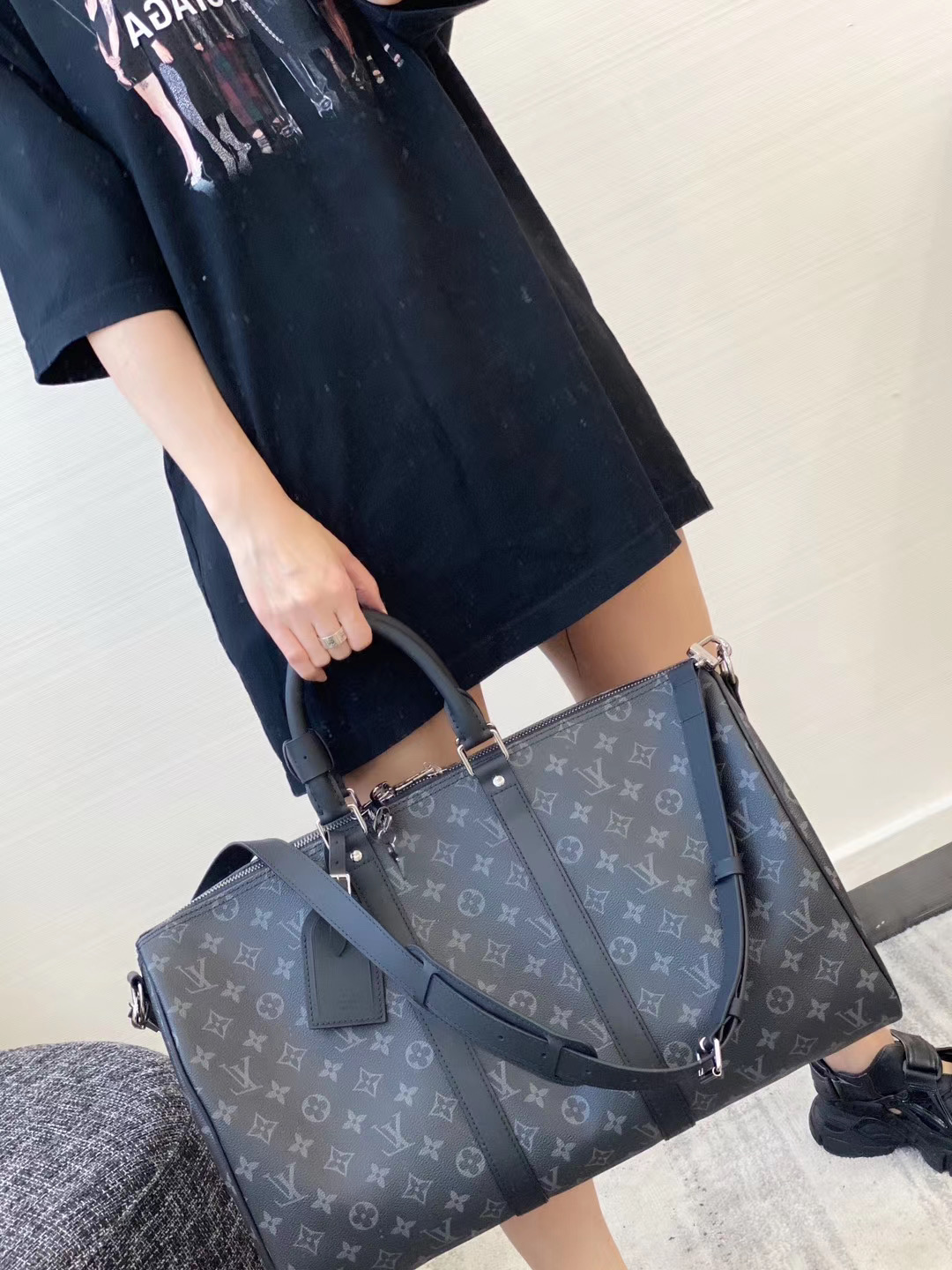 LV Keepall Bandoulière 45 Monogram Eclipse Canvas LV Keepall Bandoulière 45 Monogram Eclipse Canvas