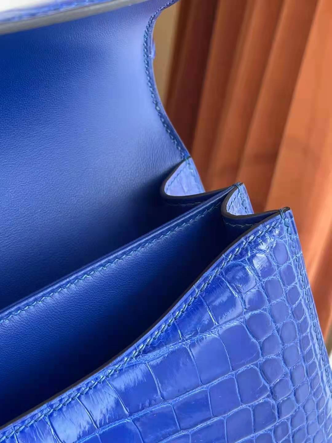 Hermès Constance 18 Shiny Alligator Blue Electric PHW Hermès Constance 18 Shiny Alligator Blue Electric PHW