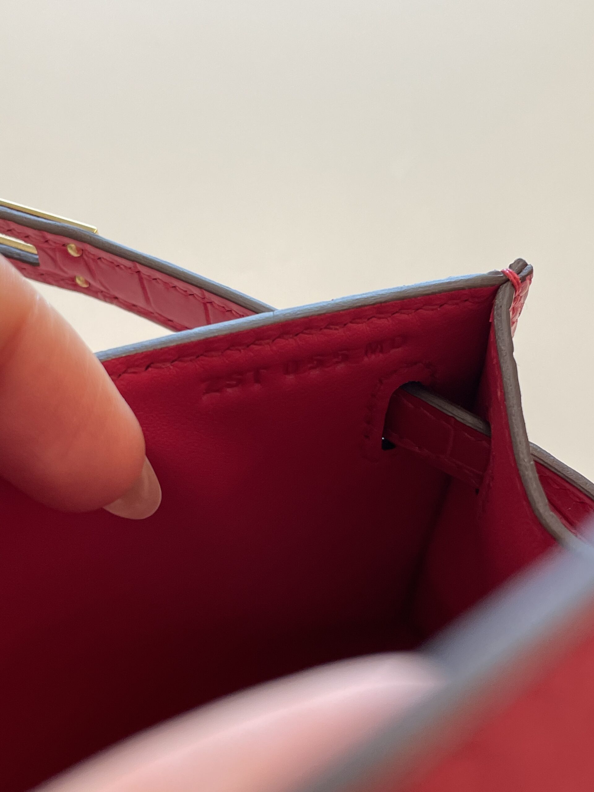Hermès Kelly Mini 22 Pochette Matte Alligator Hermès Kelly Mini 22 Pochette Matte Alligator