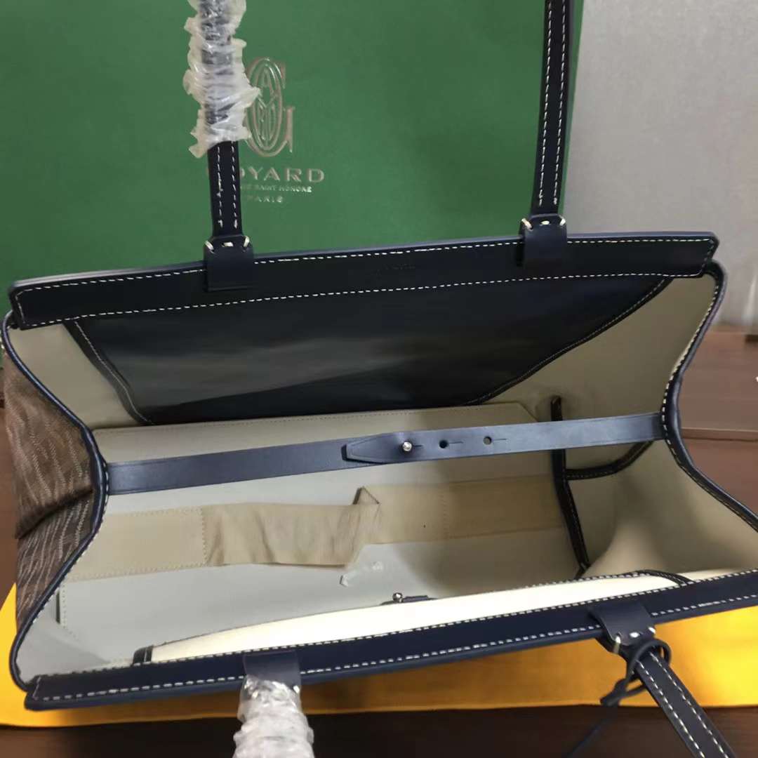 Goyard Bellechasse Biaude Bag Goyard Bellechasse Biaude Bag