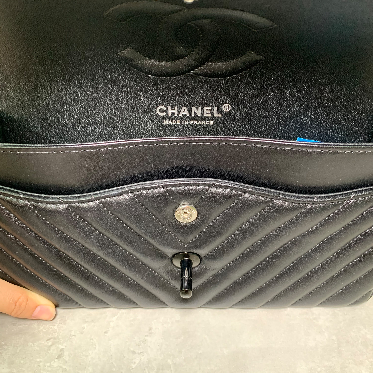 Chanel Classic Double Flap Chevron So Black Medium Chanel Classic Double Flap Chevron So Black Medium
