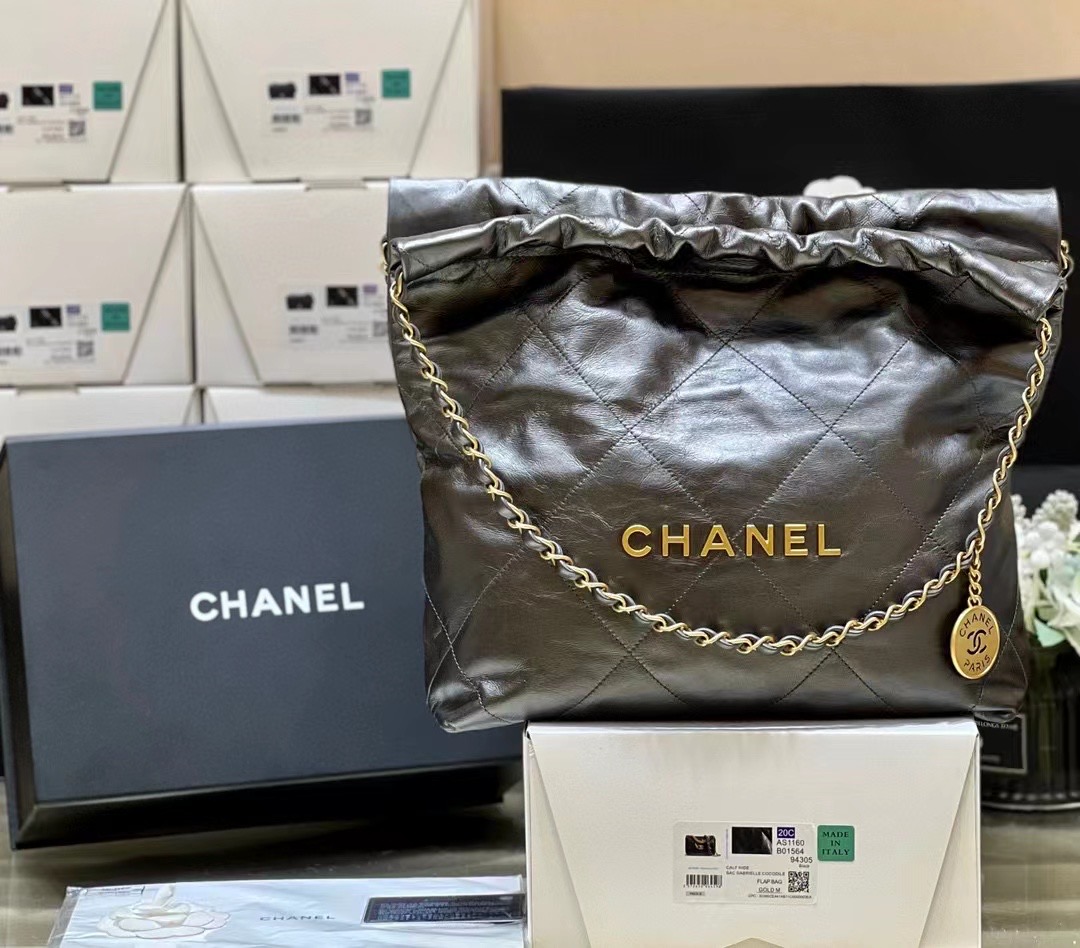 Chanel 22 Medium Handbag