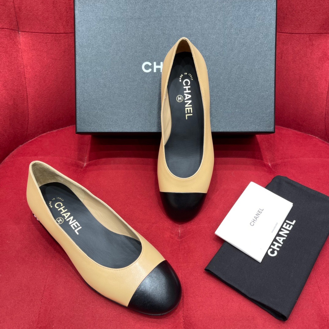 BV Mini Jodie Metallic Leather