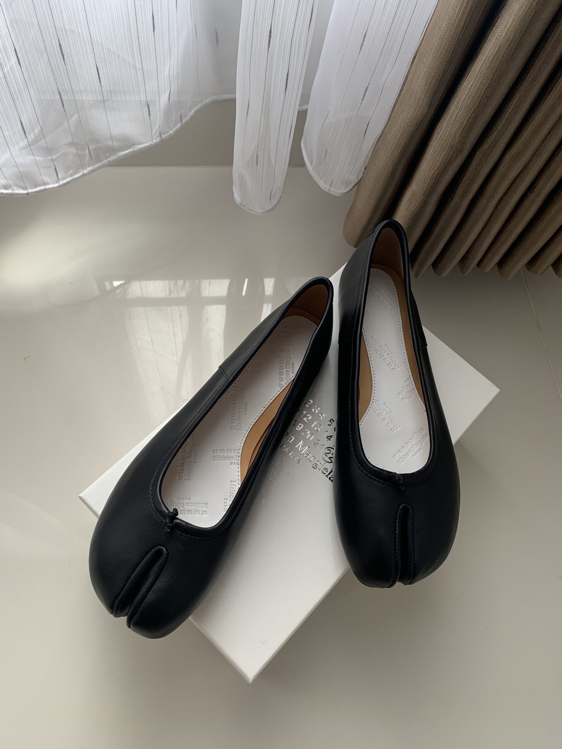 Maison Margiela Tabi Flats