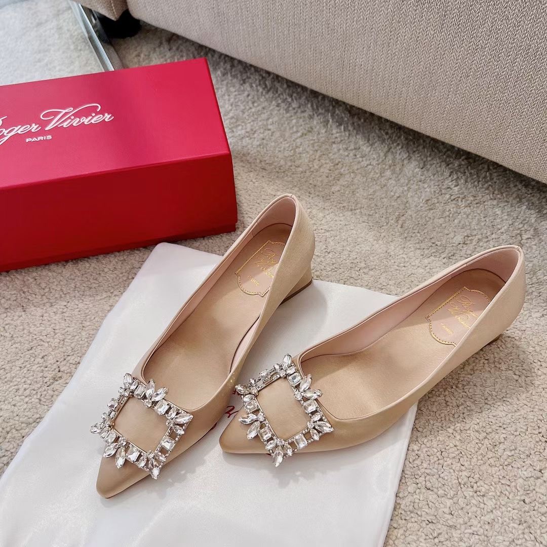 Roger Vivier Satin Pumps Roger Vivier Satin Pumps