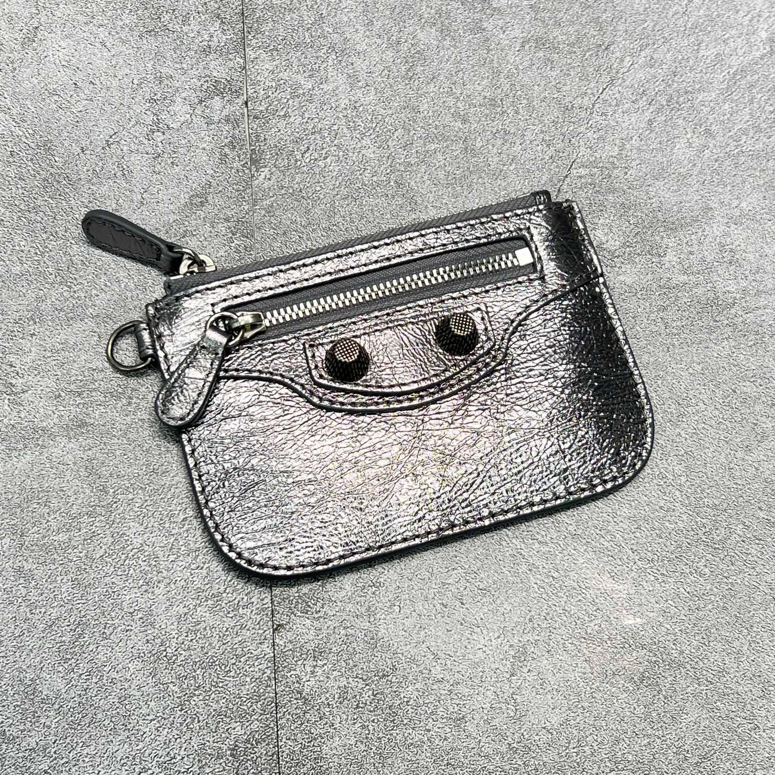 Chanel 22 Medium Handbag Chanel 22 Medium Handbag