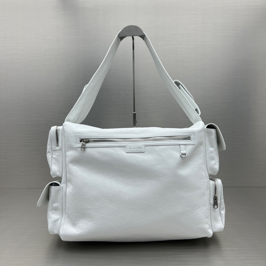 Balenciaga-Superbusy-Large-Sling-Bag