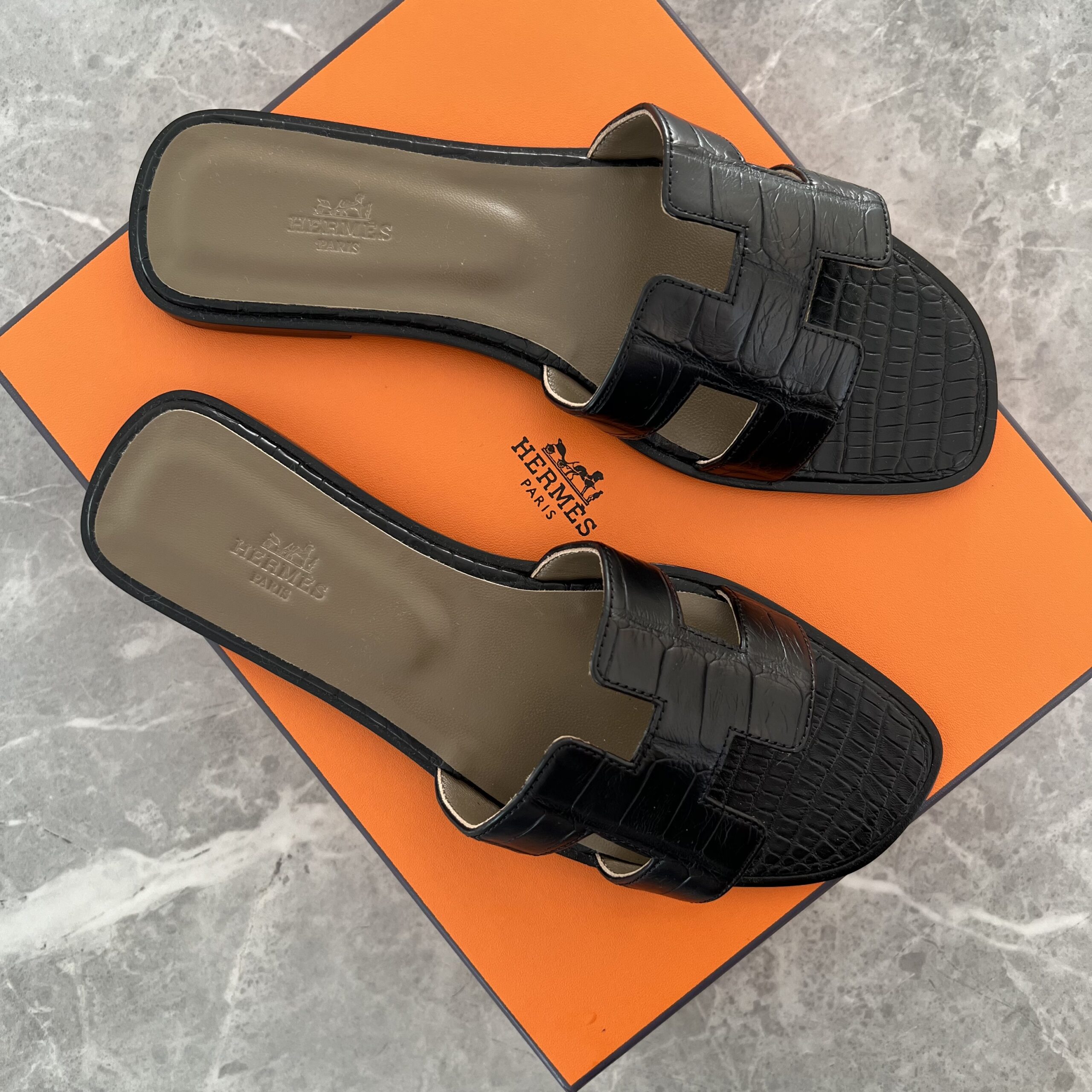 Hermes Oran Black Matte Crocodile