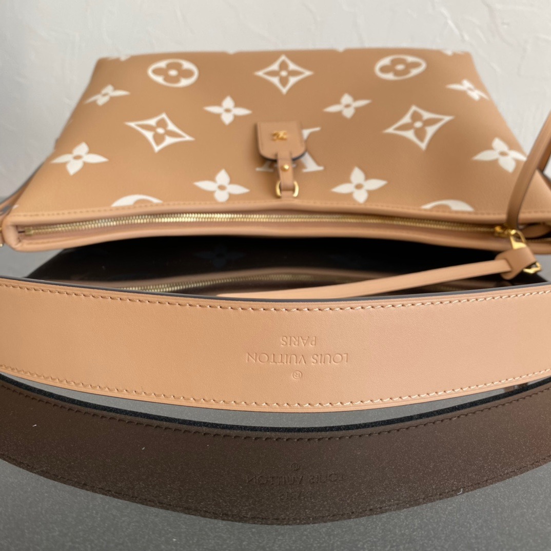 LV CarryAll PM Monogram Empreinte LV CarryAll PM Monogram Empreinte
