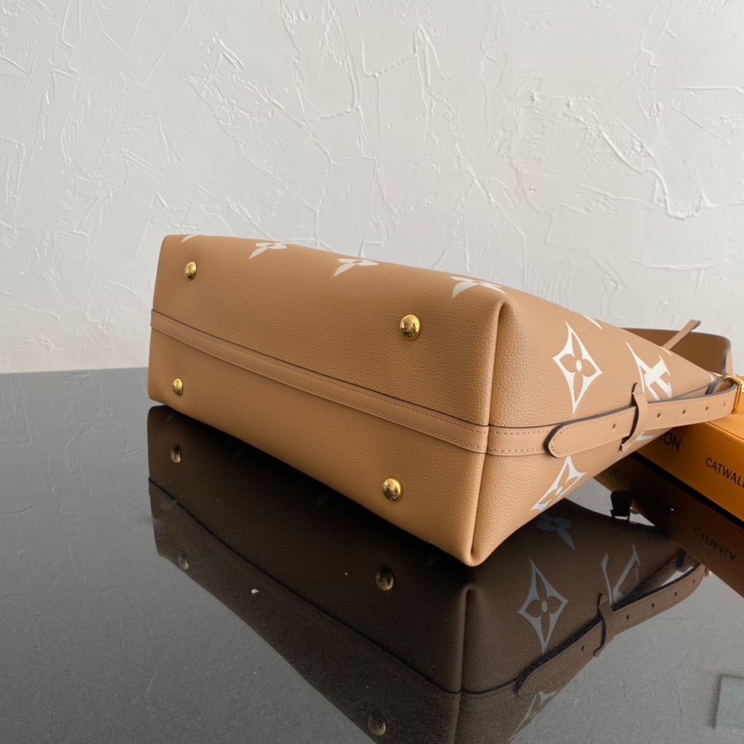 LV CarryAll PM Monogram Empreinte LV CarryAll PM Monogram Empreinte