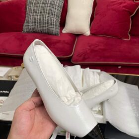 Chanel Pumps