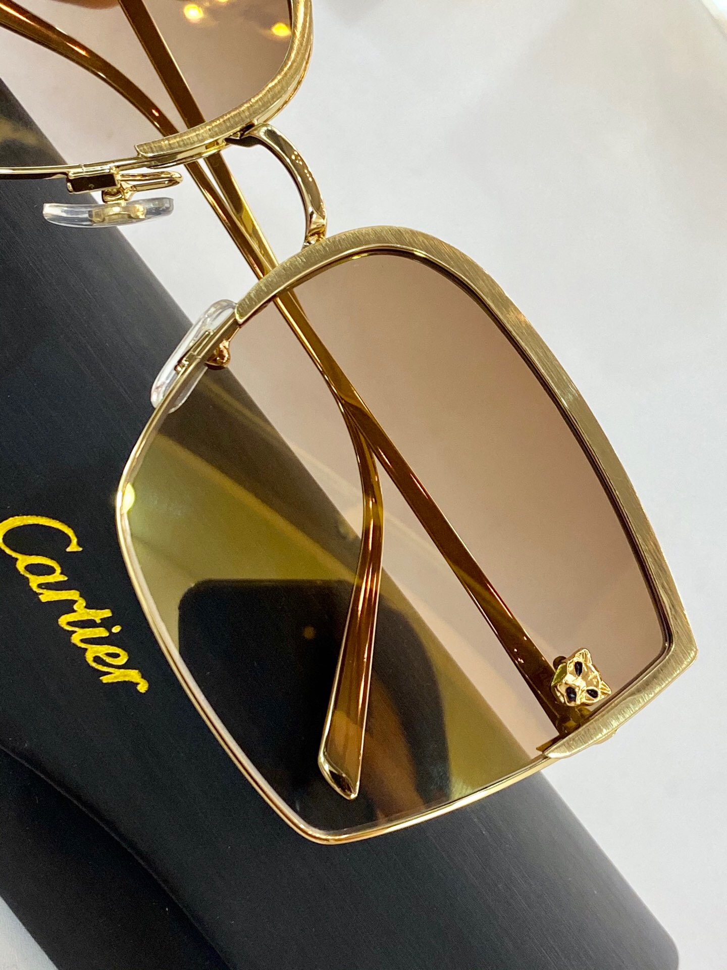 Cartier Panthère De Cartier Sunglasses Cartier Panthère De Cartier Sunglasses