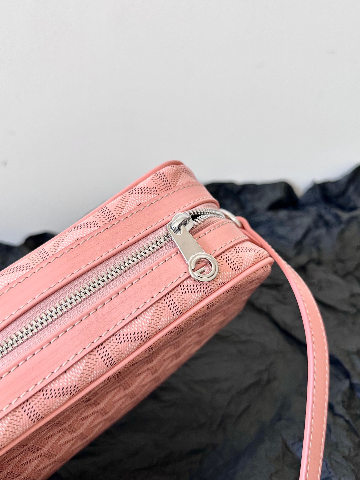 Goyard Camera Bag Pink Goyard Camera Bag Pink
