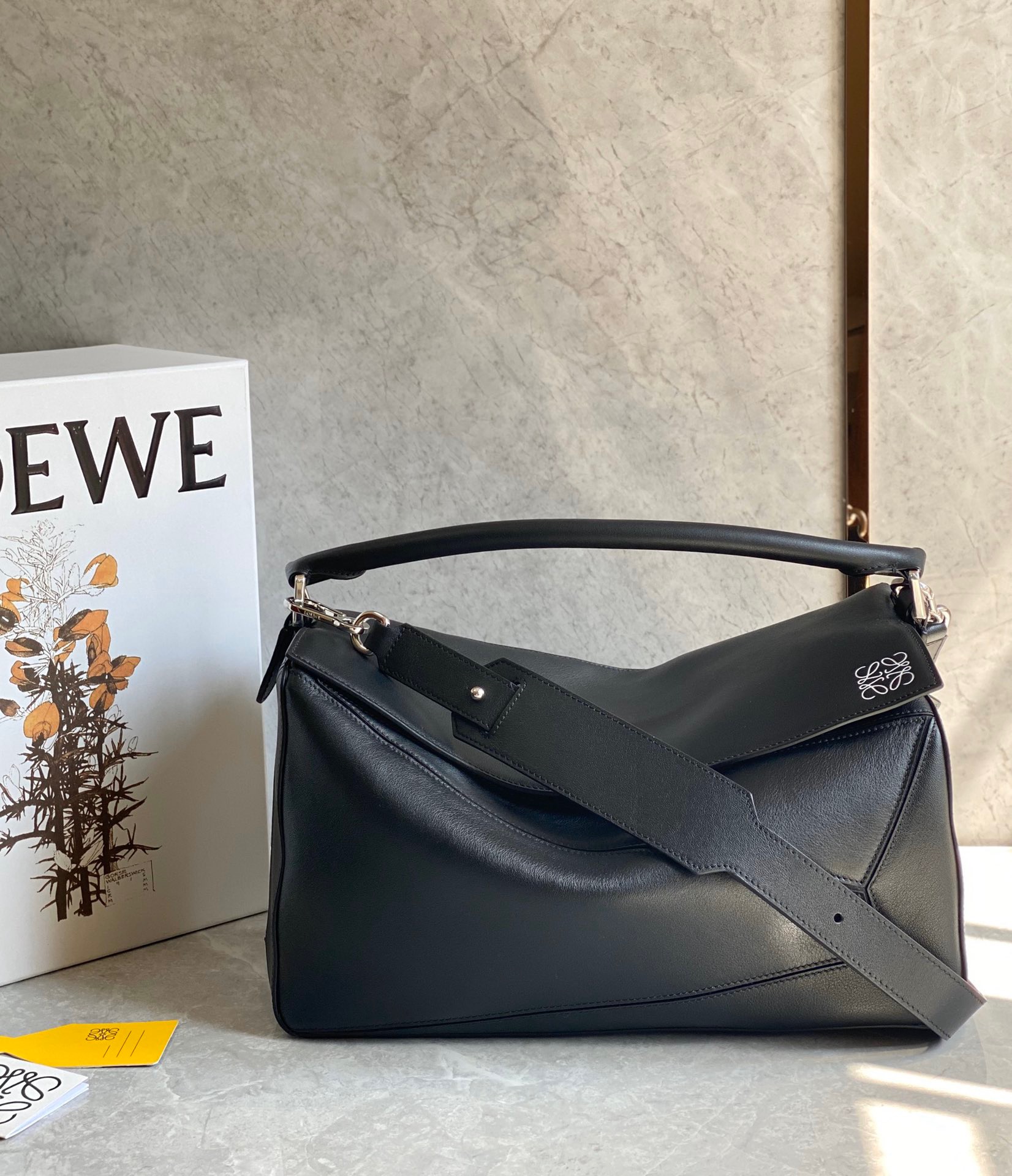 Loewe Puzzle Large Black