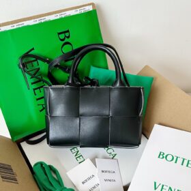 BV Candy Arco Tote BV Candy Arco Tote