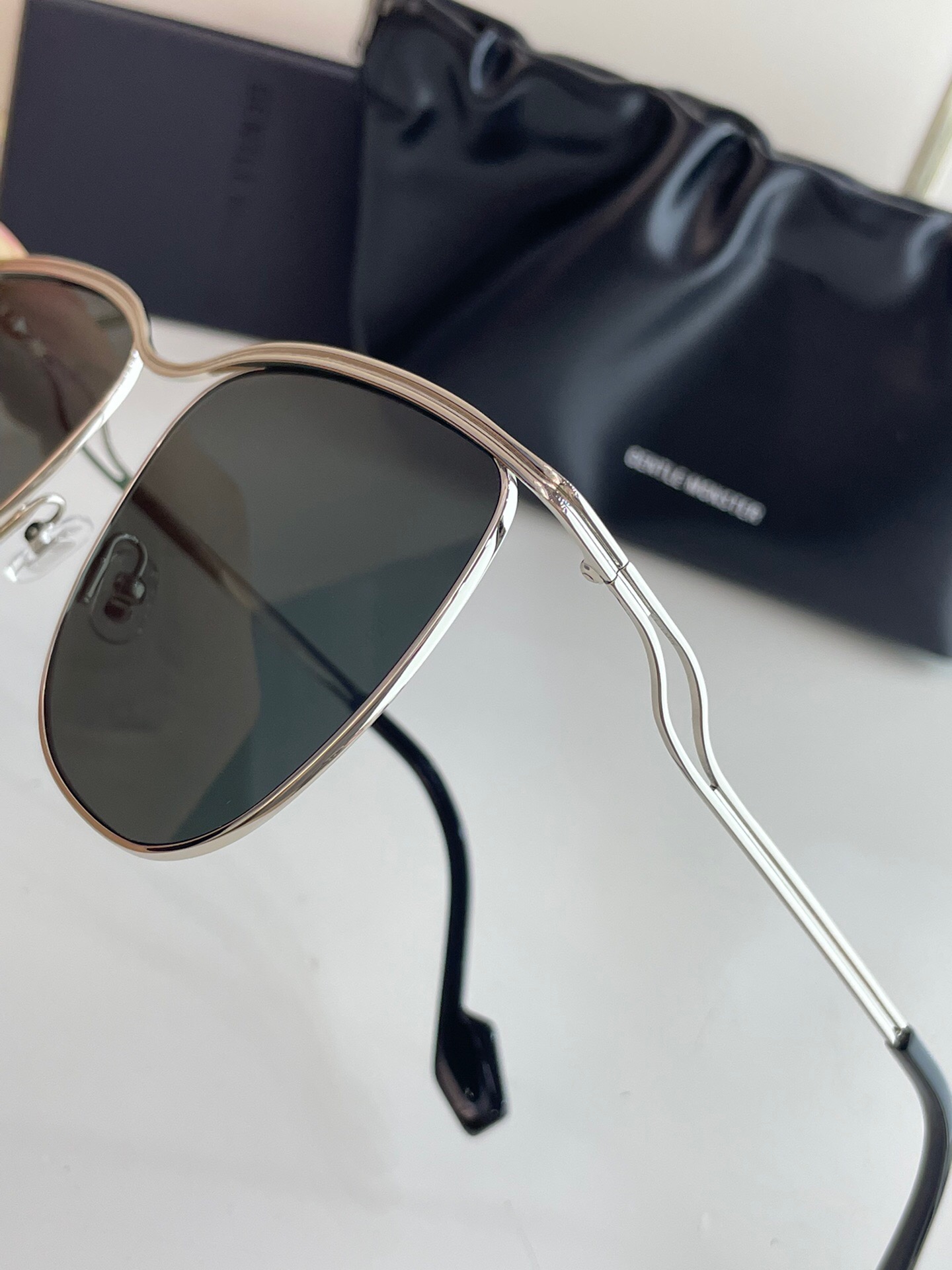 Gentle Monster Duda 02 Sunglasses Gentle Monster Duda 02 Sunglasses