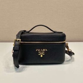 Gucci GG Marmont Shoulder Bag