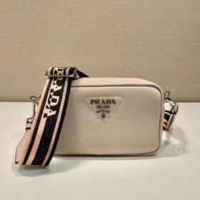 Gucci GG Marmont Shoulder Bag Gucci GG Marmont Shoulder Bag