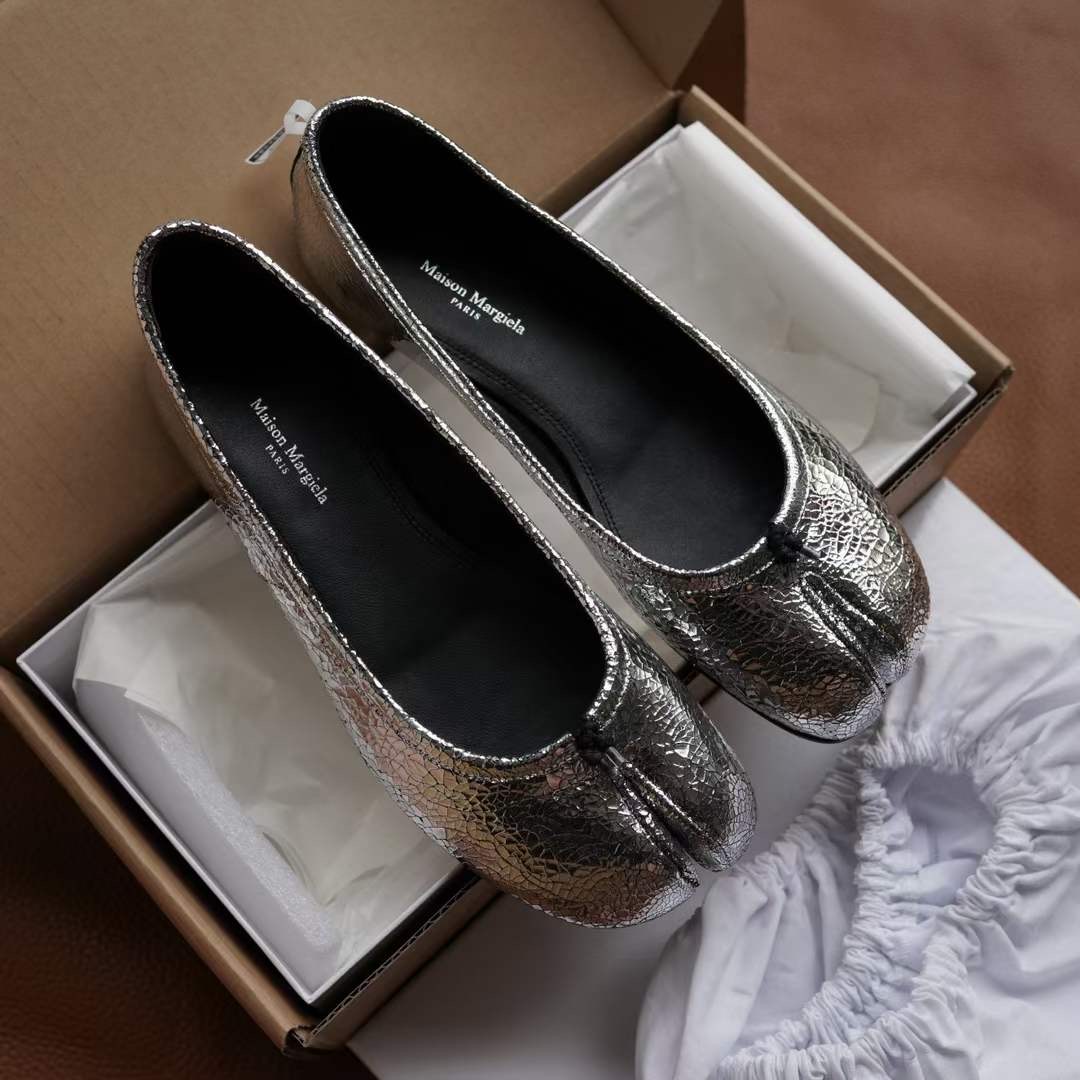 Maison Margiela Tabi Flats