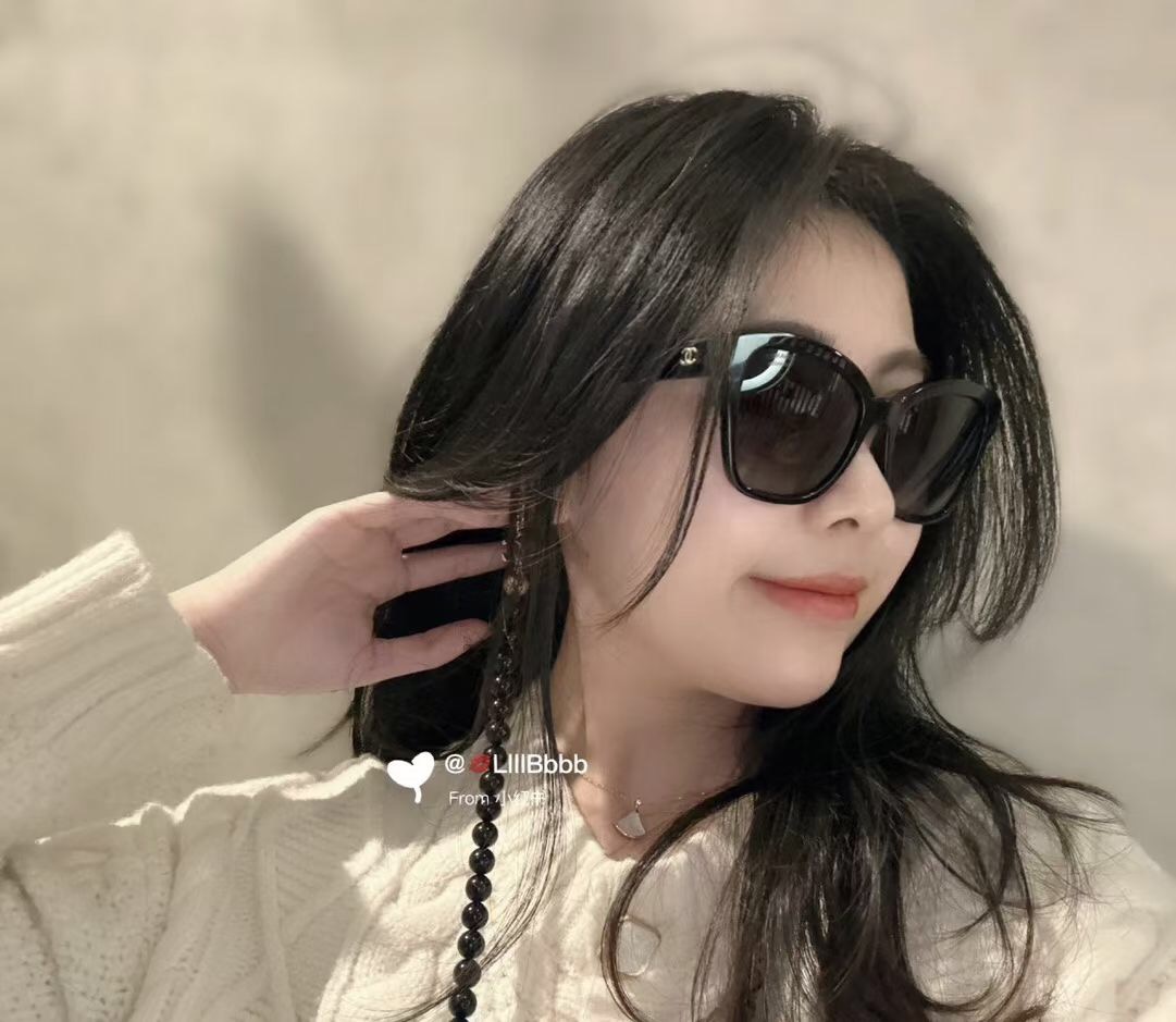 Chanel CH5487 C622/S8 Square Sunglasses Chanel CH5487 C622/S8 Square Sunglasses