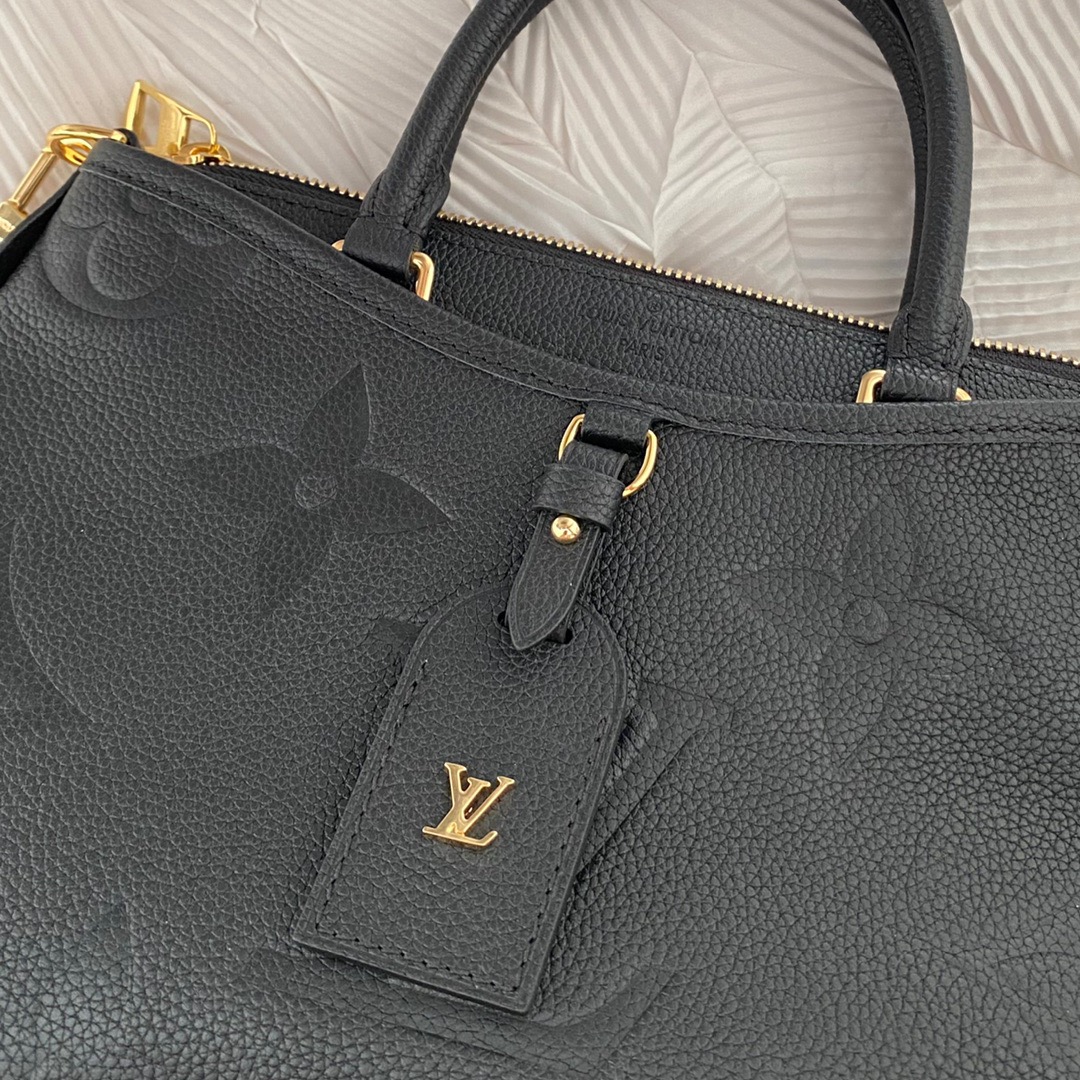 LV Trianon MM Tote Bag LV Trianon MM Tote Bag