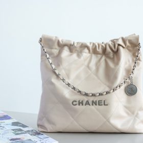 Chanel 22 Medium Handbag Ecru